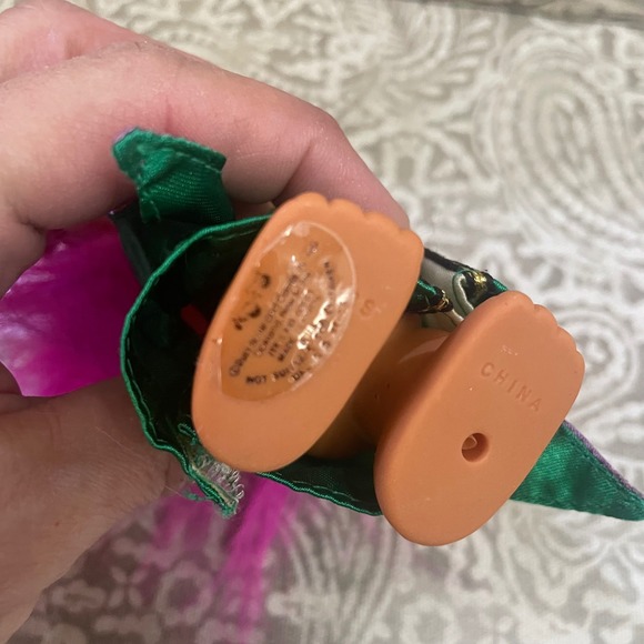 Vintage Russ Troll Doll King Crown Green Robe Fun Collectible Toy - Picture 5 of 5